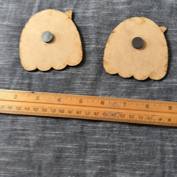 Ghost Magnets, Set Of 2 - Picture 2 of 2